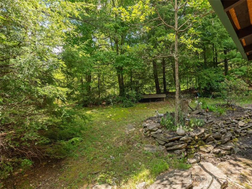 169 Laurel Creek Drive, Hendersonville, NC 28792.  MLS# CAR4284901, YatesRealty ID 29569. 