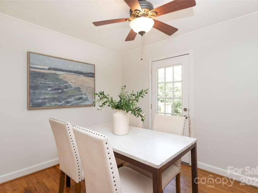 5009 Baylor Drive, Charlotte, NC 28211.  MLS# CAR4317236, YatesRealty ID 2957. 