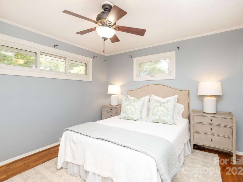 5009 Baylor Drive, Charlotte, NC 28211.  MLS# CAR4317236, YatesRealty ID 2957. 