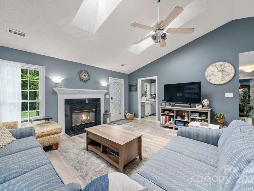 60 Southchase Drive, Fletcher, NC 28732.  MLS# CAR4288335, YatesRealty ID 2957. 