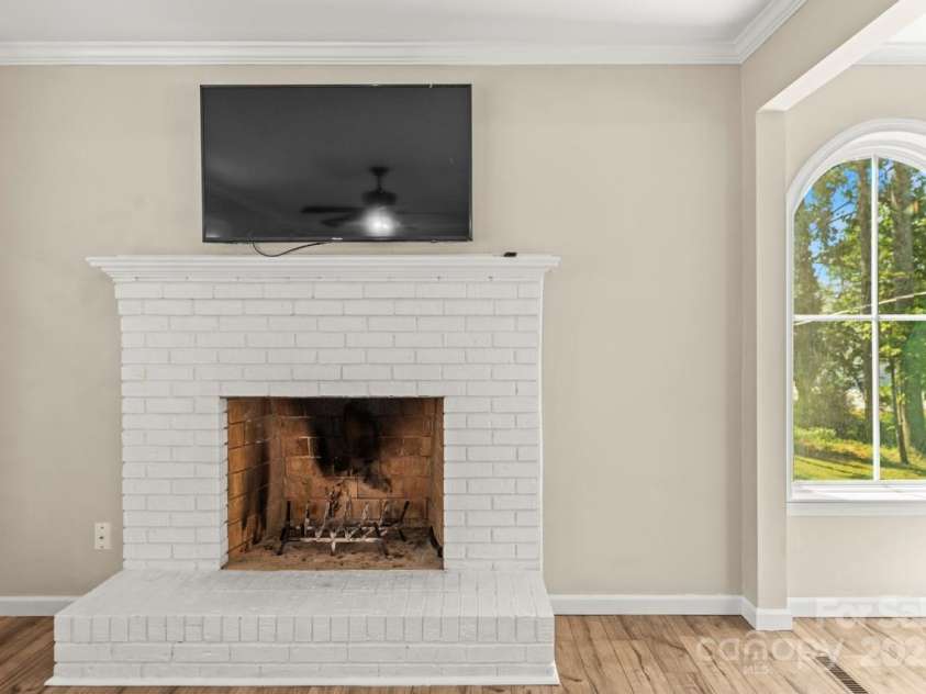 172 Honeydew Circle, Troutman, NC 28166.  MLS# CAR4277562, YatesRealty ID 29570. 