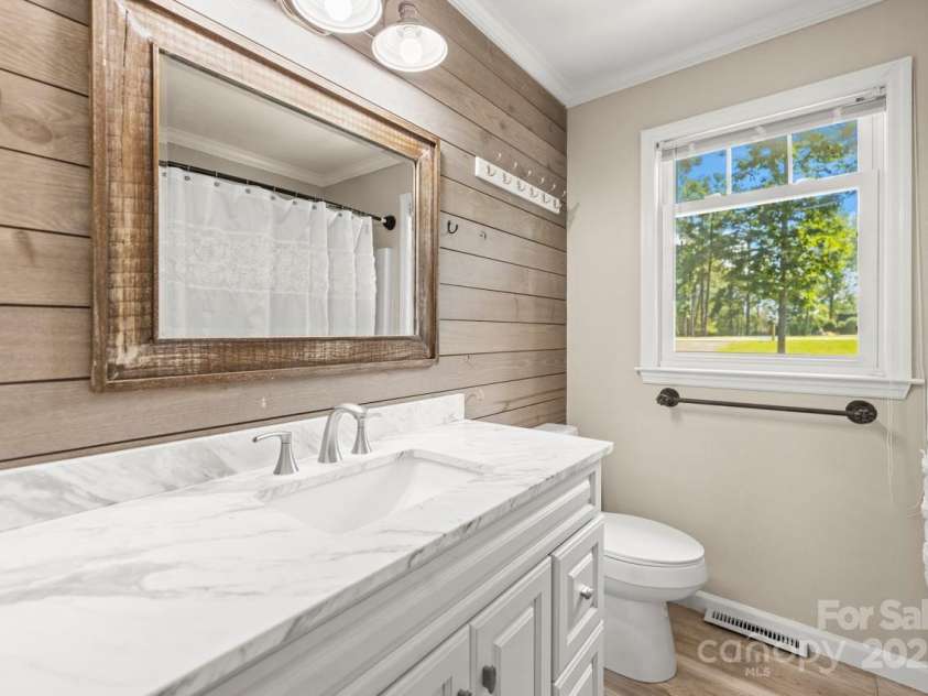 172 Honeydew Circle, Troutman, NC 28166.  MLS# CAR4277562, YatesRealty ID 29570. 
