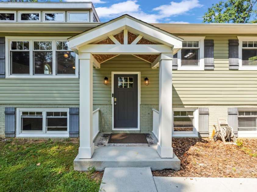 172 Honeydew Circle, Troutman, NC 28166.  MLS# CAR4277562, YatesRealty ID 29570. 
