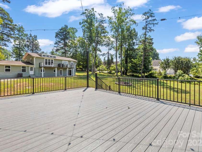 172 Honeydew Circle, Troutman, NC 28166.  MLS# CAR4277562, YatesRealty ID 29570. 