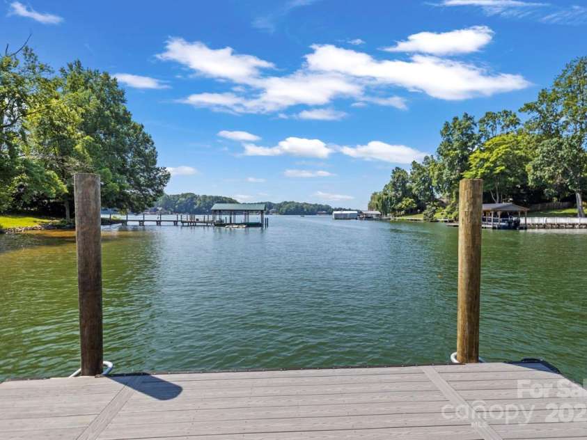 172 Honeydew Circle, Troutman, NC 28166.  MLS# CAR4277562, YatesRealty ID 29570. 
