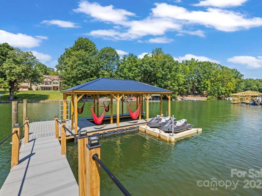172 Honeydew Circle, Troutman, NC 28166.  MLS# CAR4277562, YatesRealty ID 29570. New Dock