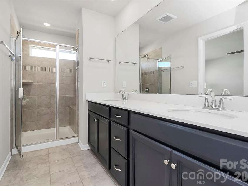147 Morning Gap Parkway, Fort Mill, SC 29715.  MLS# CAR4389496, YatesRealty ID 29571. 