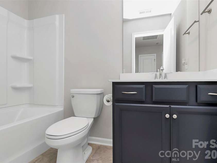 147 Morning Gap Parkway, Fort Mill, SC 29715.  MLS# CAR4389496, YatesRealty ID 29571. 