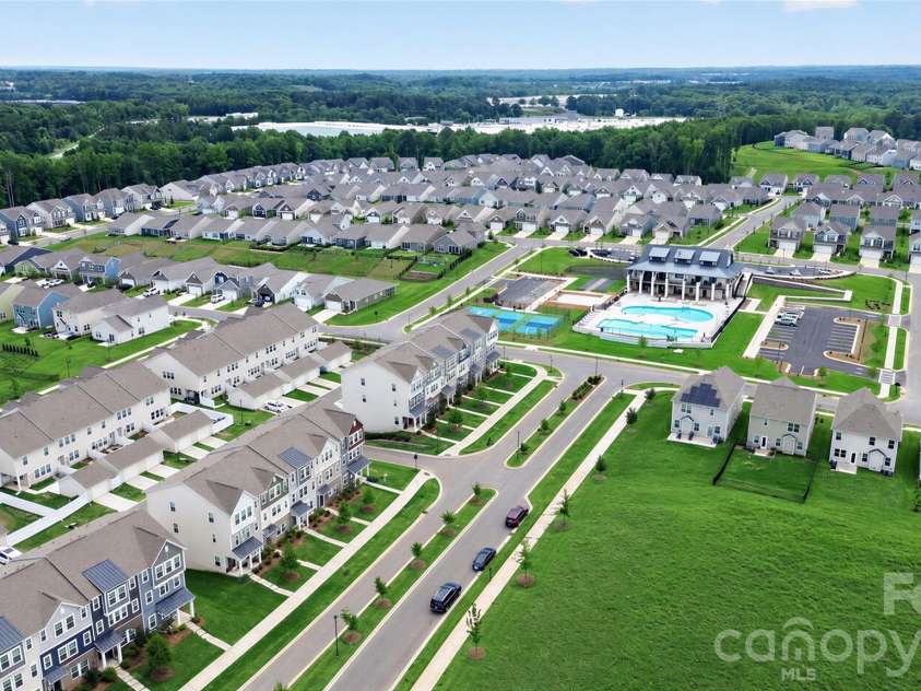147 Morning Gap Parkway, Fort Mill, SC 29715.  MLS# CAR4389496, YatesRealty ID 29571. Lawn virtually enhanced