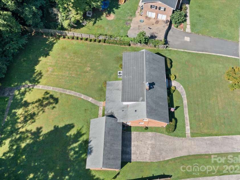 7628 Rolling Hill Road, Charlotte, NC 28227.  MLS# CAR4287580, YatesRealty ID 29571. 
