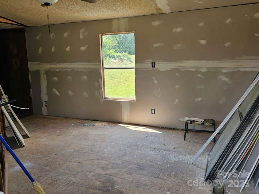 6601 Deerwood Trail, Vale, NC 28168.  MLS# CAR4286115, YatesRealty ID 29572. 