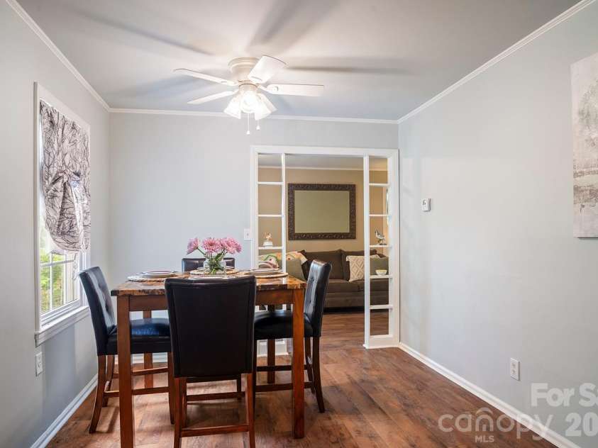 825 Gallimore Road, Flat Rock, NC 28731.  MLS# CAR4391388, YatesRealty ID 29572. 
