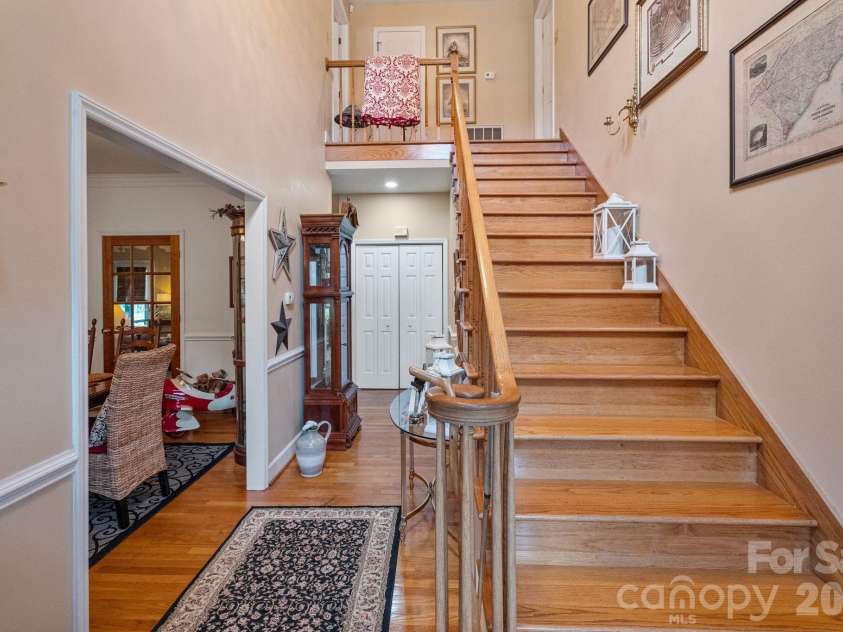 401 Redwood Court, Lenoir, NC 28645.  MLS# CAR4383184, YatesRealty ID 29573. 
