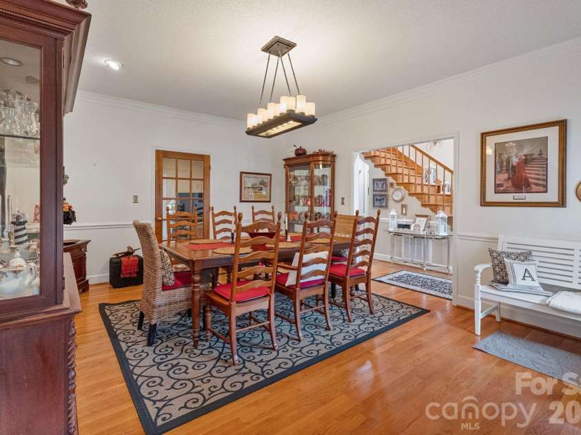 401 Redwood Court, Lenoir, NC 28645.  MLS# CAR4383184, YatesRealty ID 29573. 