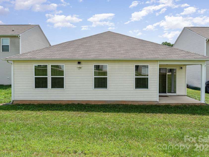 418 Winsley Drive, Salisbury, NC 28147.  MLS# CAR4273561, YatesRealty ID 29573. 