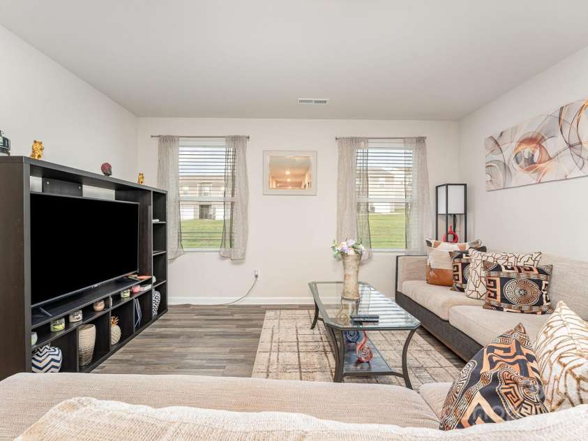 418 Winsley Drive, Salisbury, NC 28147.  MLS# CAR4273561, YatesRealty ID 29573. 