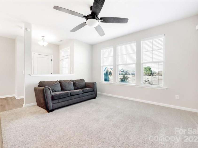5821 Crestlawn Court, Pfafftown, NC 27040.  MLS# CAR4230431, YatesRealty ID 29574. 