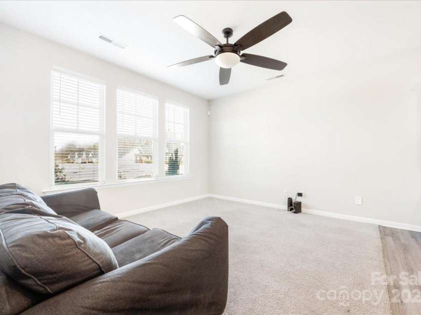 5821 Crestlawn Court, Pfafftown, NC 27040.  MLS# CAR4230431, YatesRealty ID 29574. 