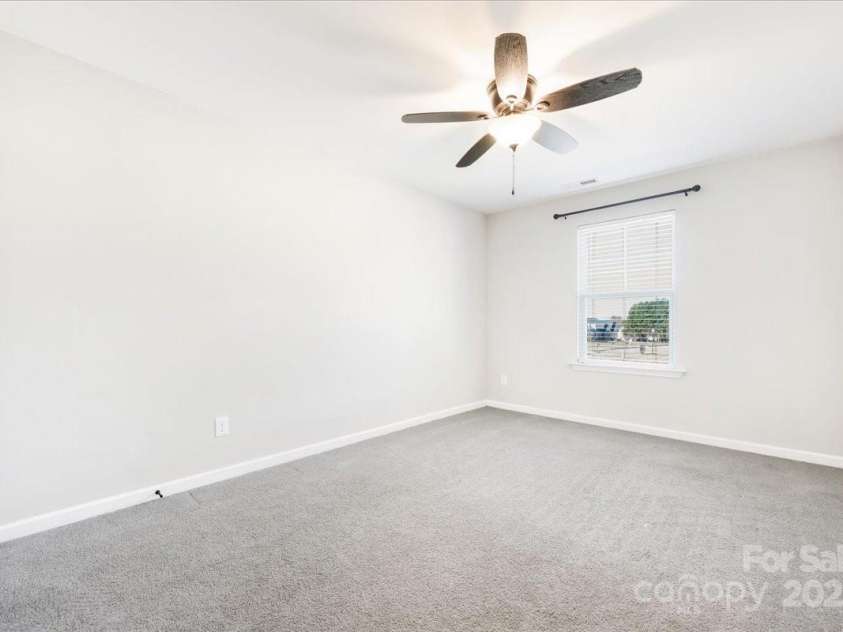 5821 Crestlawn Court, Pfafftown, NC 27040.  MLS# CAR4230431, YatesRealty ID 29574. 