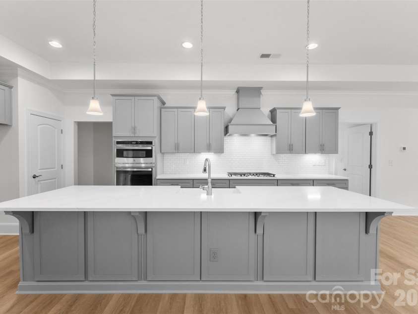 415 Newstyle Way, Gastonia, NC 28056.  MLS# CAR4389199, YatesRealty ID 29575. 