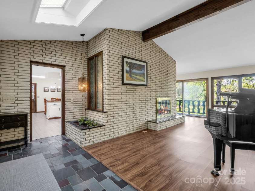 8 Greenbriar Woods Circle, Etowah, NC 28729.  MLS# CAR4247611, YatesRealty ID 29575. 