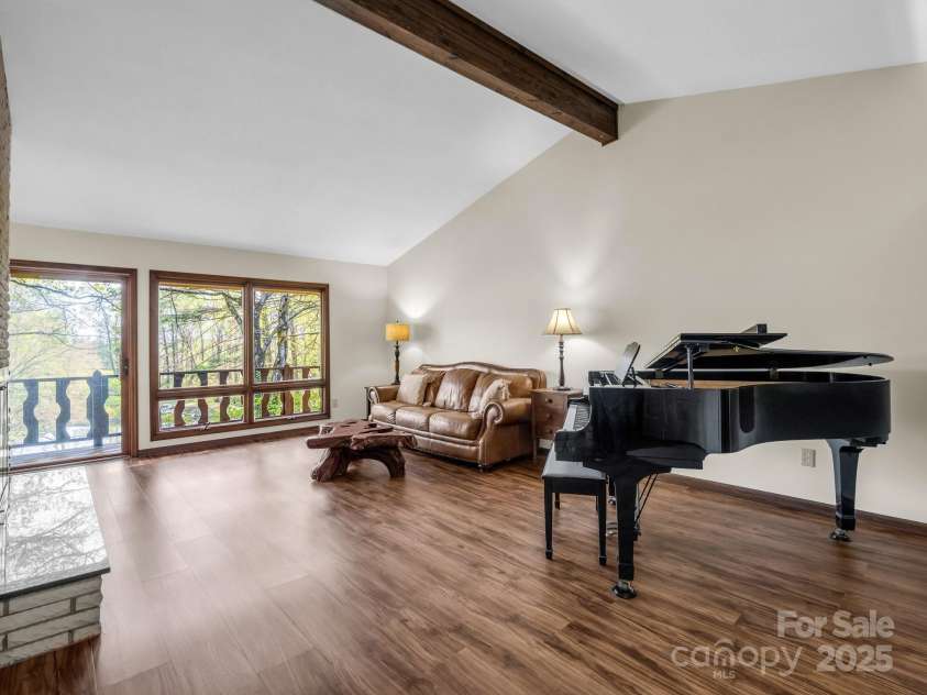 8 Greenbriar Woods Circle, Etowah, NC 28729.  MLS# CAR4247611, YatesRealty ID 29575. 