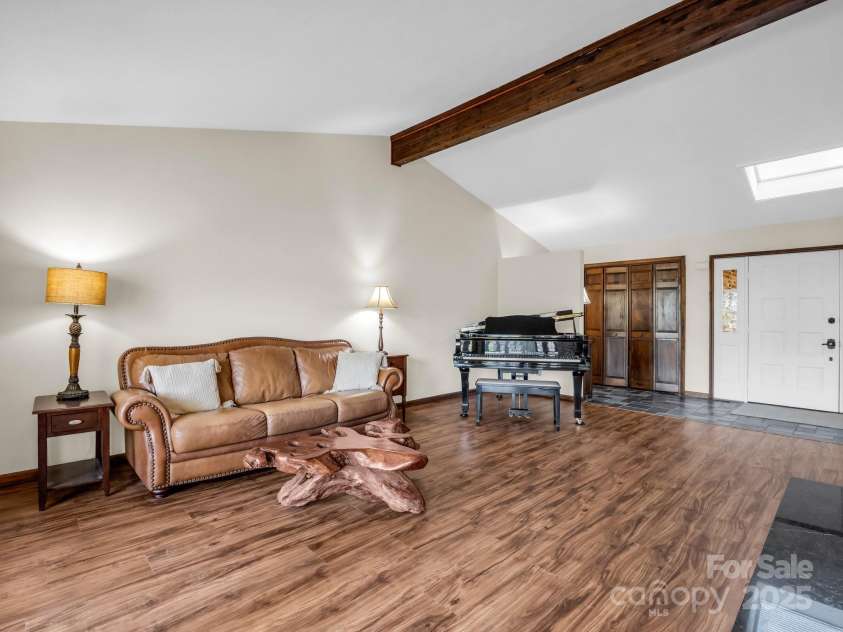 8 Greenbriar Woods Circle, Etowah, NC 28729.  MLS# CAR4247611, YatesRealty ID 29575. 