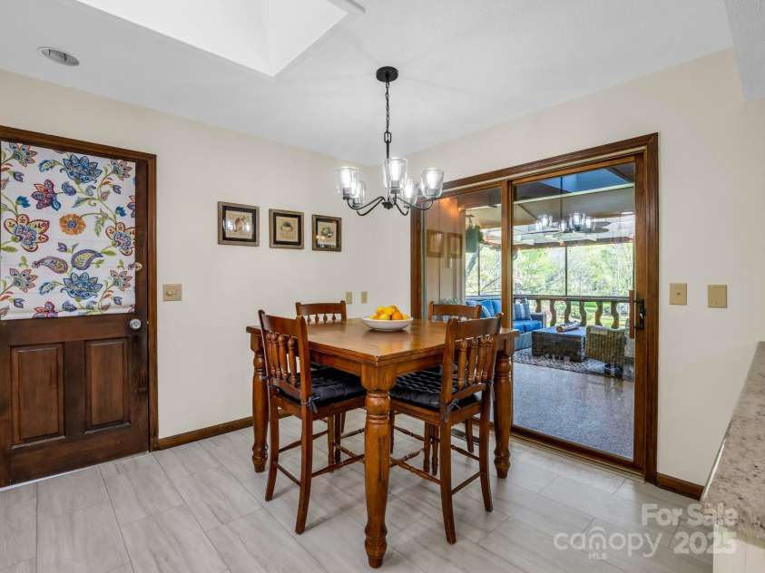 8 Greenbriar Woods Circle, Etowah, NC 28729.  MLS# CAR4247611, YatesRealty ID 29575. 