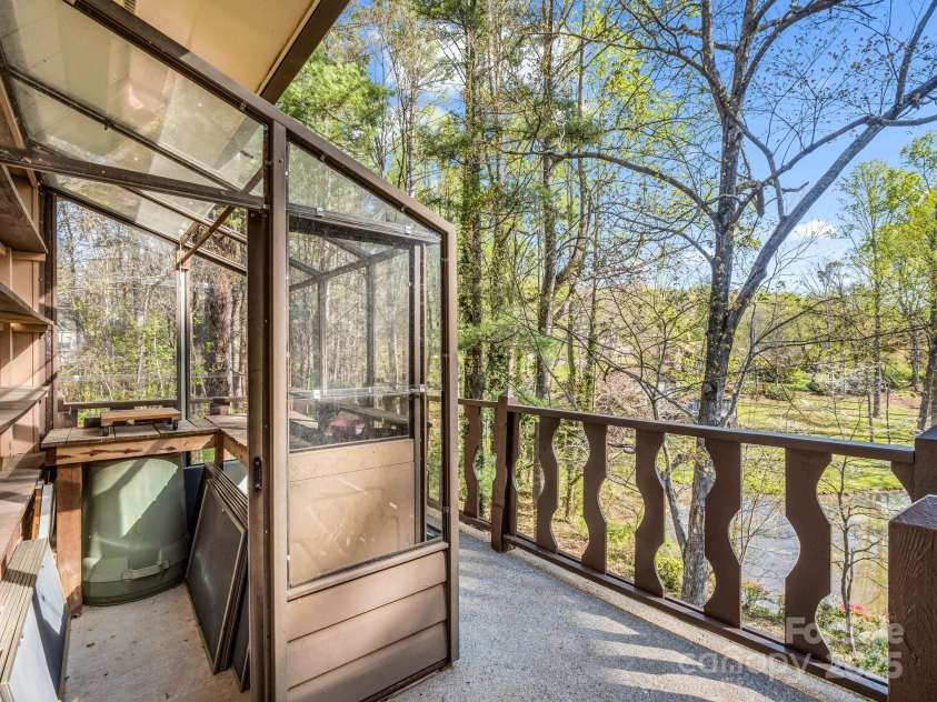8 Greenbriar Woods Circle, Etowah, NC 28729.  MLS# CAR4247611, YatesRealty ID 29575. 