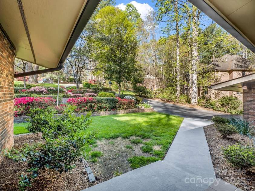 8 Greenbriar Woods Circle, Etowah, NC 28729.  MLS# CAR4247611, YatesRealty ID 29575. 