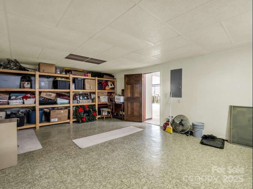 8 Greenbriar Woods Circle, Etowah, NC 28729.  MLS# CAR4247611, YatesRealty ID 29575. 