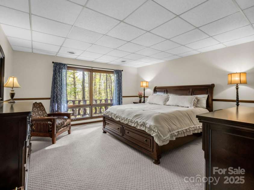 8 Greenbriar Woods Circle, Etowah, NC 28729.  MLS# CAR4247611, YatesRealty ID 29575. 