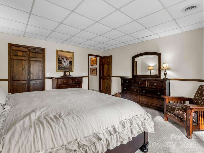 8 Greenbriar Woods Circle, Etowah, NC 28729.  MLS# CAR4247611, YatesRealty ID 29575. 