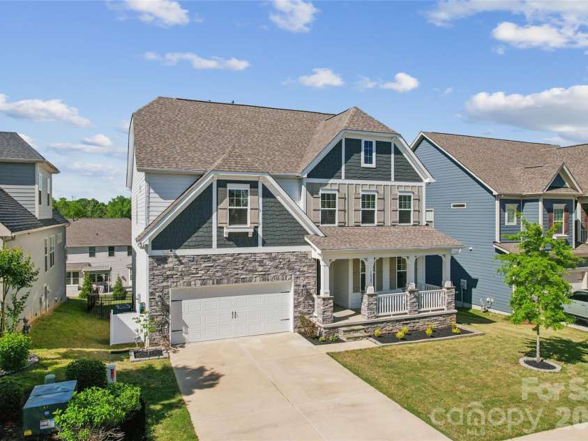 1022 Harbor Bay Drive, Fort Mill, SC 29707.  MLS# CAR4378136, YatesRealty ID 29577. 