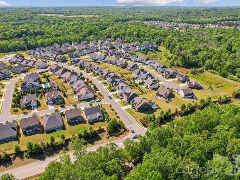 1022 Harbor Bay Drive, Fort Mill, SC 29707.  MLS# CAR4378136, YatesRealty ID 29577. 