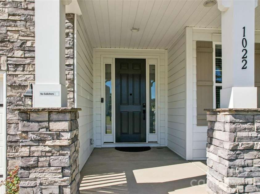 1022 Harbor Bay Drive, Fort Mill, SC 29707.  MLS# CAR4378136, YatesRealty ID 29577. 