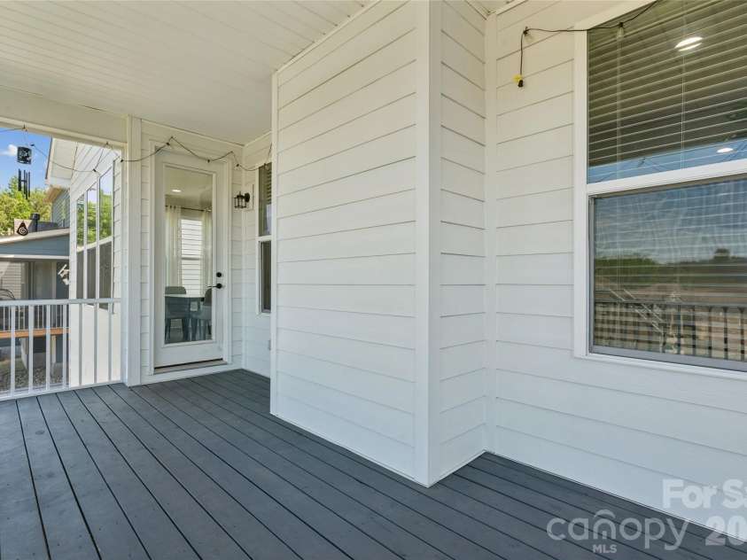 1022 Harbor Bay Drive, Fort Mill, SC 29707.  MLS# CAR4378136, YatesRealty ID 29577. 