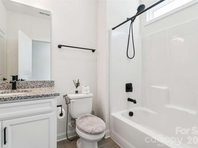 1022 Harbor Bay Drive, Fort Mill, SC 29707.  MLS# CAR4378136, YatesRealty ID 29577. 