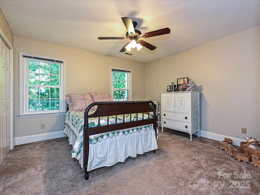 4951 Dayspring Drive, Mint Hill, NC 28227.  MLS# CAR4257399, YatesRealty ID 29577. 