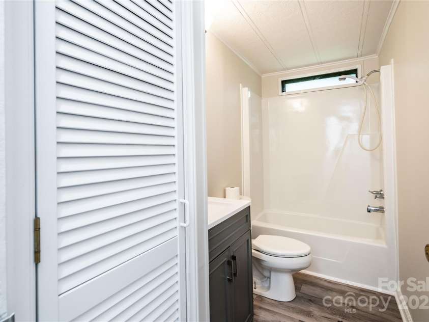 7050 Forney Hill Road, Denver, NC 28037.  MLS# CAR4243315, YatesRealty ID 29578. Updated second bath