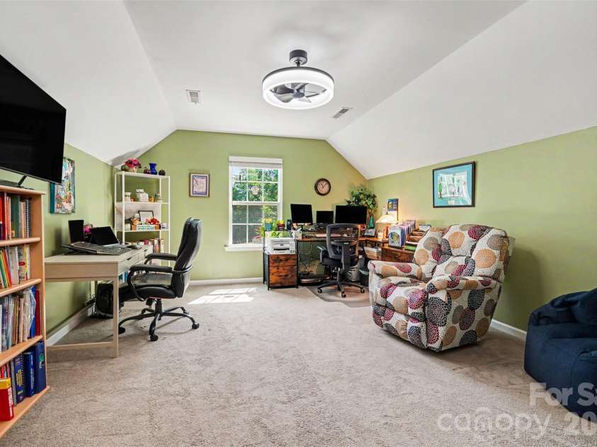 12301 Flatbush Drive, Huntersville, NC 28078.  MLS# CAR4382119, YatesRealty ID 29579. BR#4/Bonus/Office