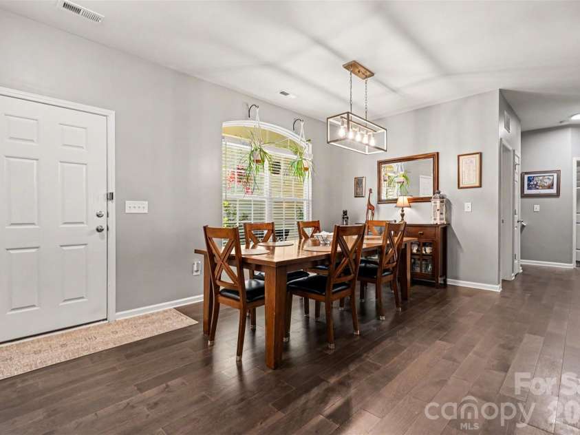 12301 Flatbush Drive, Huntersville, NC 28078.  MLS# CAR4382119, YatesRealty ID 29579. Dining Area