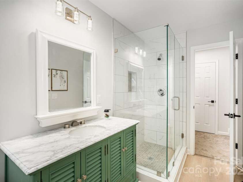 7408 Mockingbird Lane, Waxhaw, NC 28173.  MLS# CAR4271688, YatesRealty ID 29579. Full Bath Upstairs