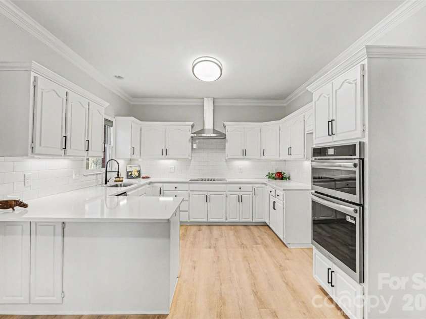 7408 Mockingbird Lane, Waxhaw, NC 28173.  MLS# CAR4335710, YatesRealty ID 29579. 