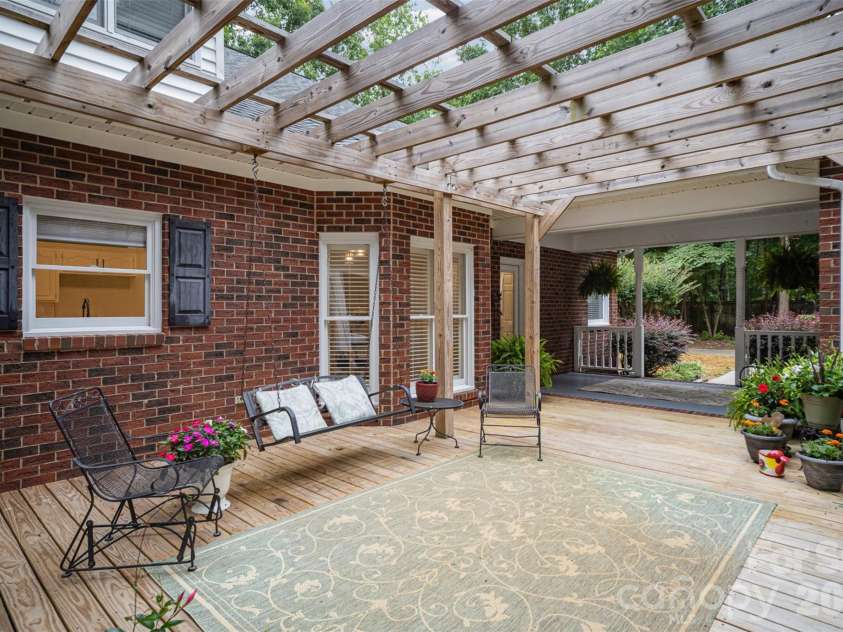 7408 Mockingbird Lane, Waxhaw, NC 28173.  MLS# CAR4335710, YatesRealty ID 29579. Back Deck