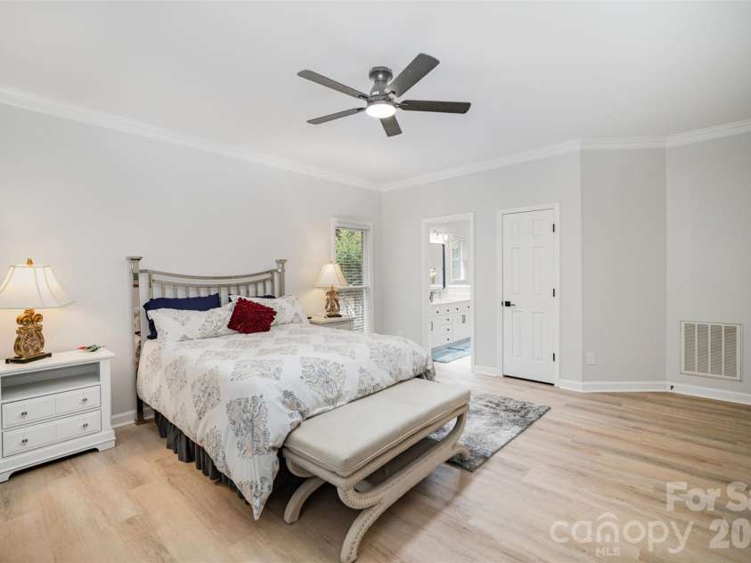 7408 Mockingbird Lane, Waxhaw, NC 28173.  MLS# CAR4335710, YatesRealty ID 29579. Primary Bedroom on the Main Floor