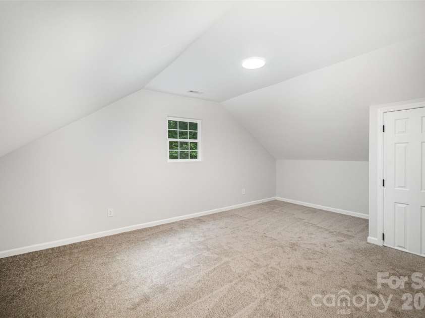7408 Mockingbird Lane, Waxhaw, NC 28173.  MLS# CAR4335710, YatesRealty ID 29579. Second Upstairs Bonus Room
