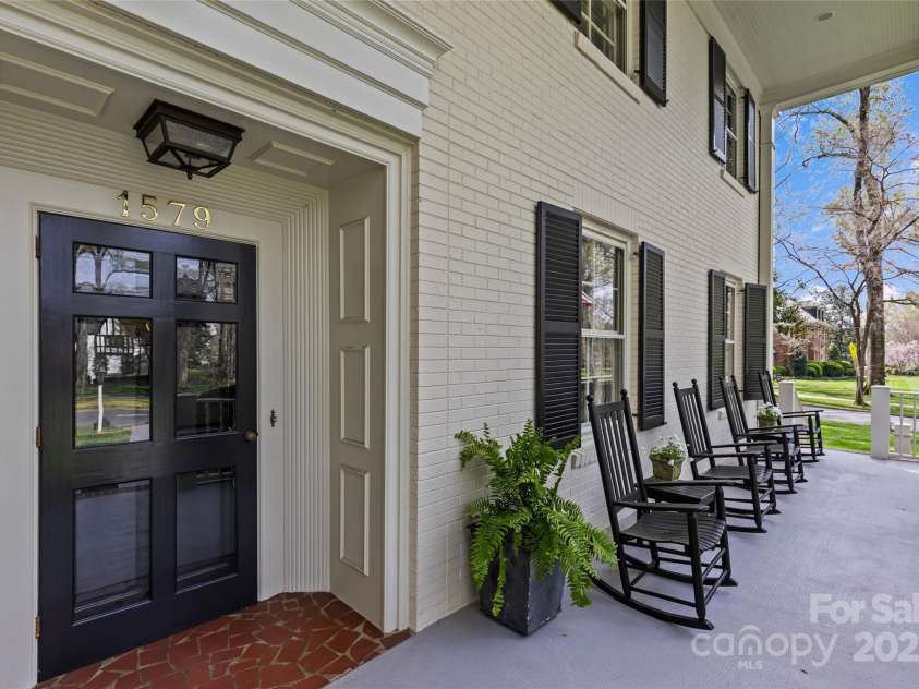 1579 Queens Road, Charlotte, NC 28207.  MLS# CAR4201917, YatesRealty ID 2958. 
