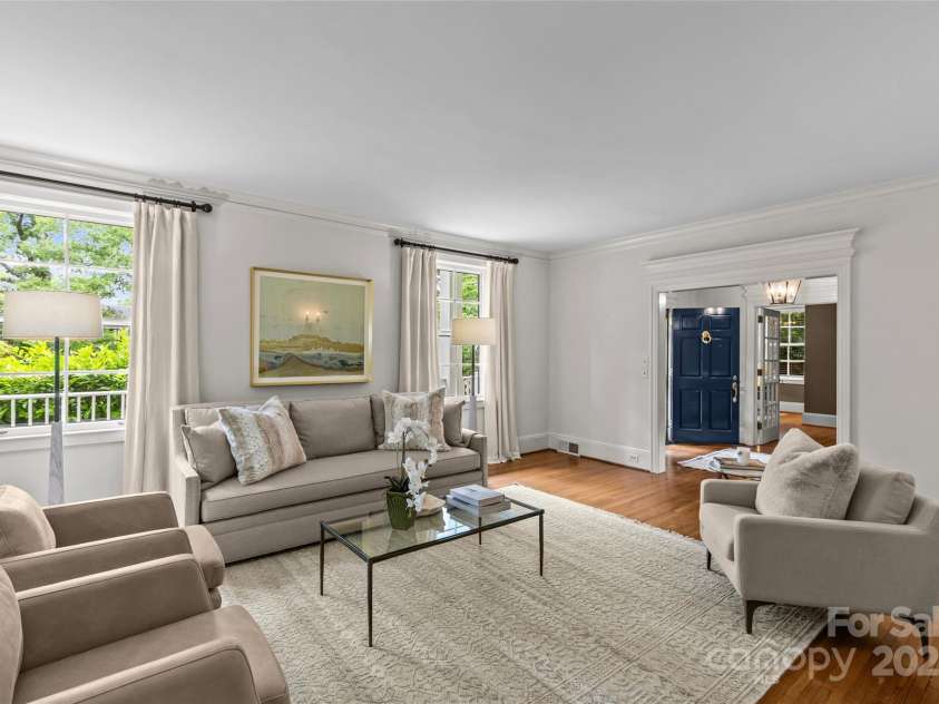 1579 Queens Road, Charlotte, NC 28207.  MLS# CAR4201917, YatesRealty ID 2958. 