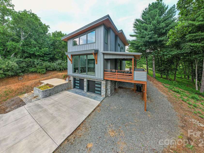 22 Lara Drive, Mills River, NC 28759.  MLS# CAR4271505, YatesRealty ID 2958. Front